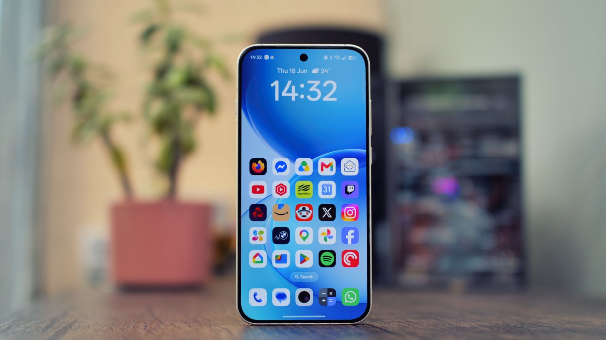 Oppo Reno 16 Pro smartphone in silver