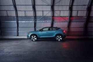 2022 Volvo C40 Recharge in blue