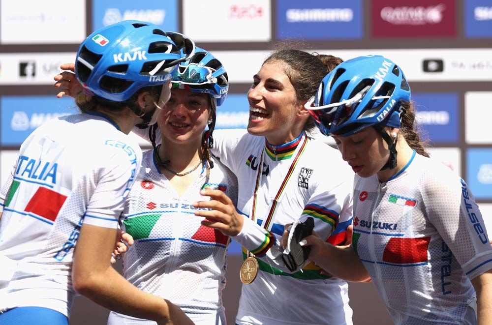 Elisa Balsamo celebrates with her Italian teammates