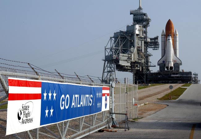 After Weather Delays, Space Shuttle Atlantis Reaches Launch Pad