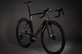 No. 22 Bicycle Company Reactor Aero.3D printed Ti aero road bike