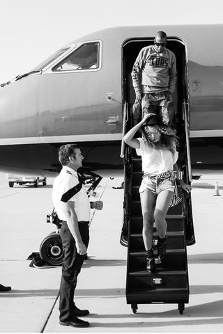 Beyonce And Jay Z Disembark Their Plane To Coachella 2014