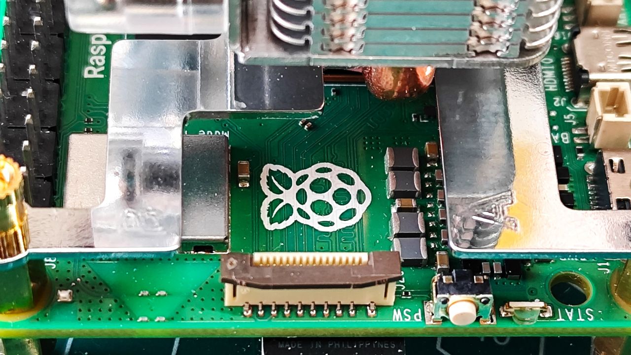 52-Pi Ice-Tower Cooler for Raspberry Pi 5
