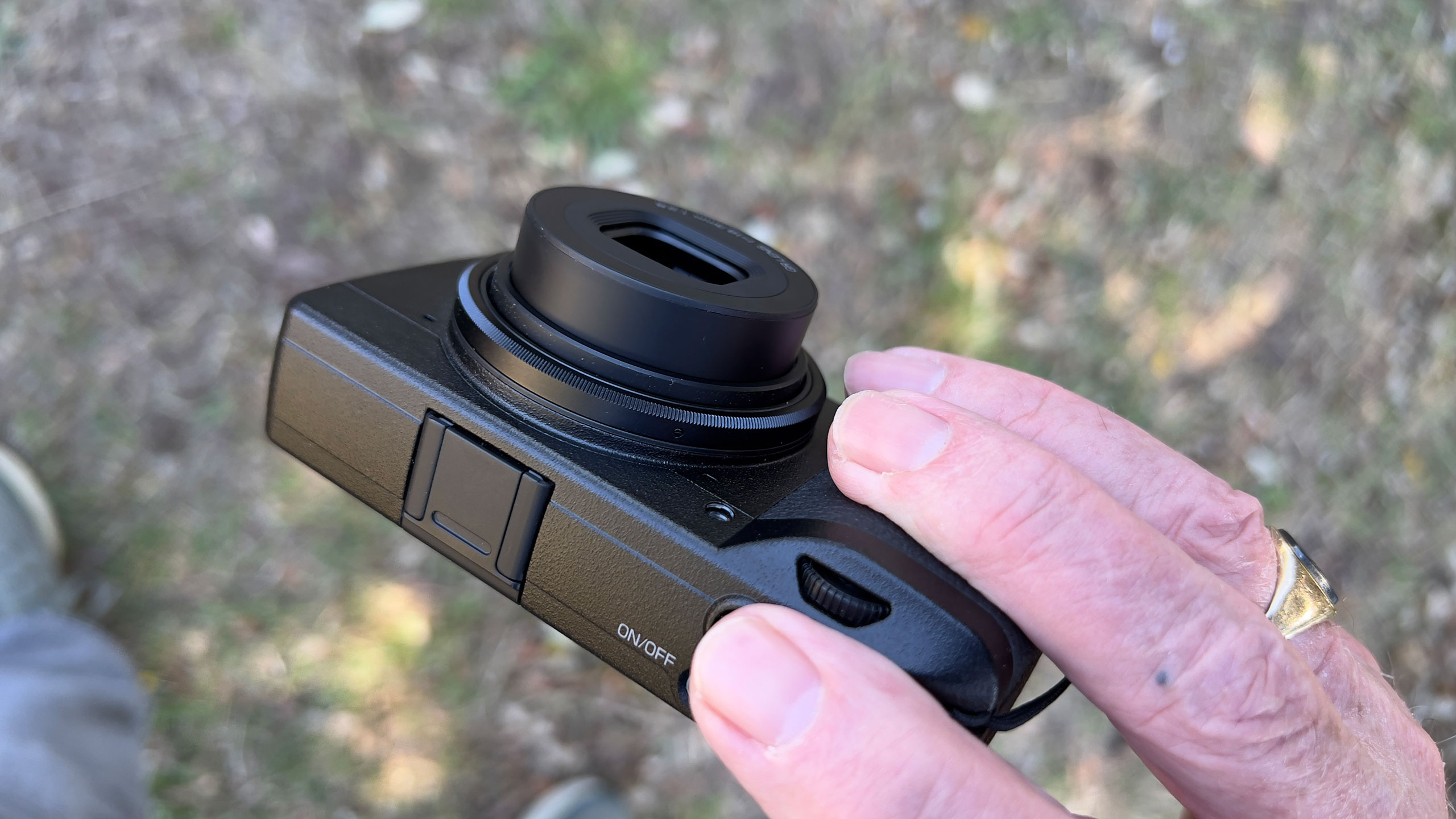 Ricoh GR III HDF