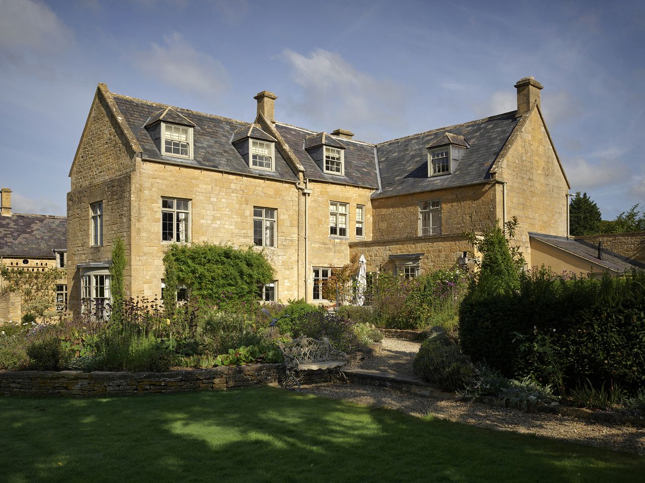 Russell House, Broadway. ©Paul Highnam for Country Life