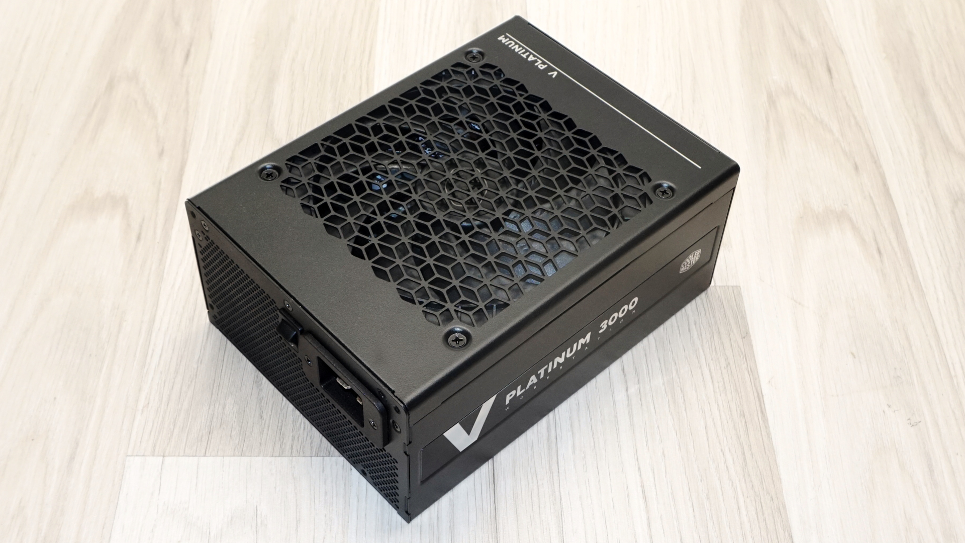 Cooler Master V Platinum 3000 Workstation