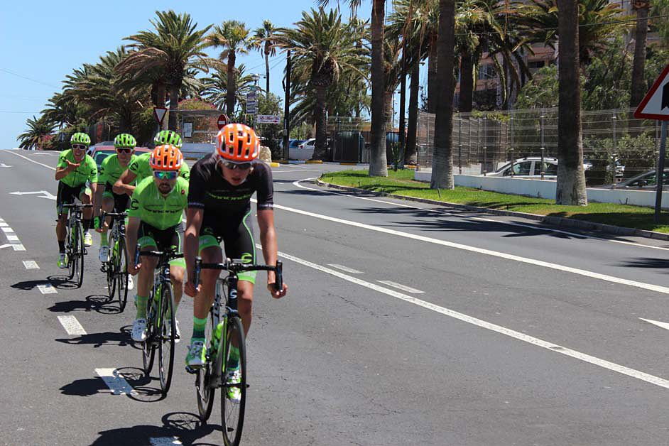 Joe Dombrowski leads his Cannondale teammates