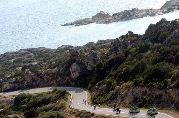 Liquigas descends one of the twisty roads