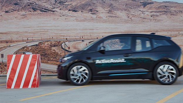 BMW i3 360-degree collision avoidance review: hands on
