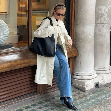 An image of @chloekathbutler wearing shoes to wear with cigarette jeans.