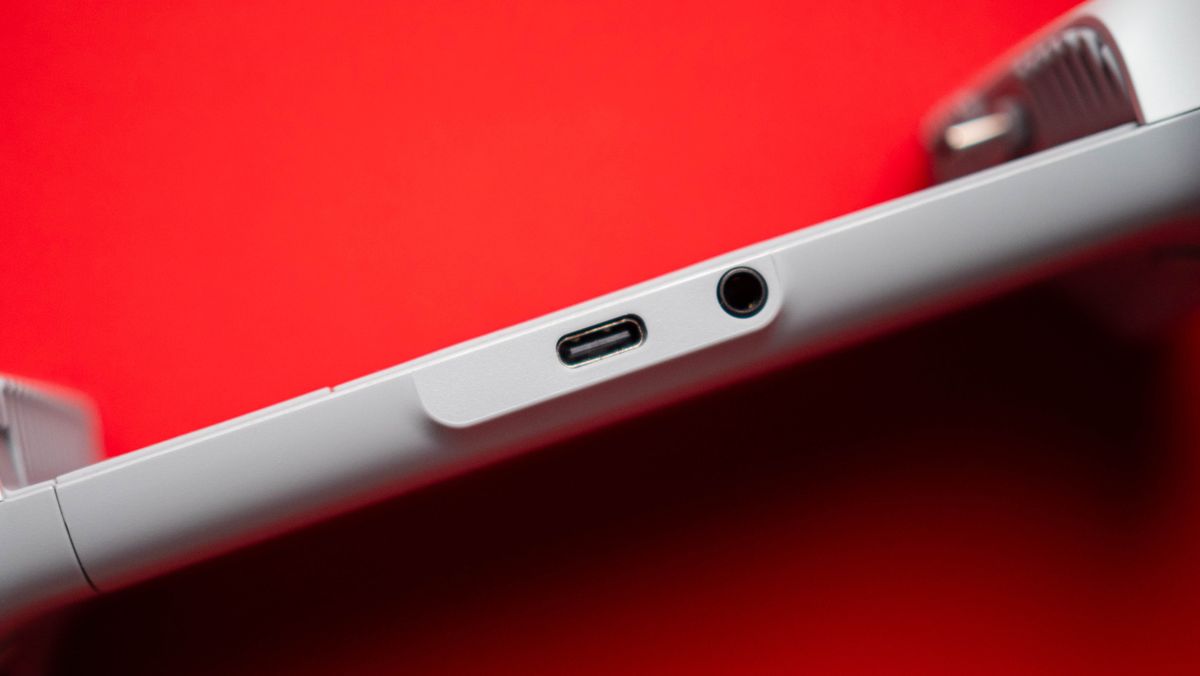 GameSir G8 Plus MFi mobile gaming controller review