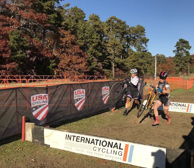 Crystal Anthony and Arley Kemmerer go head-to-head over the barriers on day 2 of the 2018 Really Rad Festival of Cyclocross