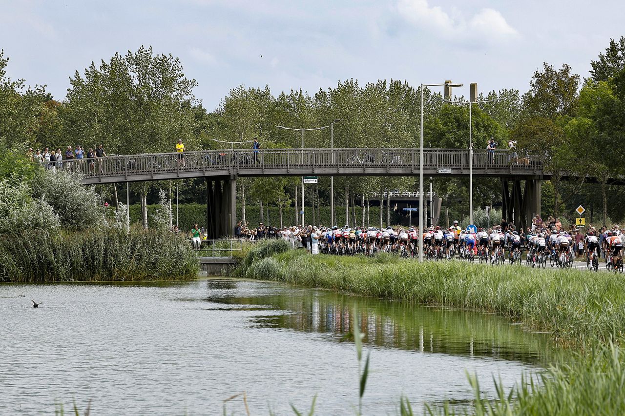 Vuelta Espana 2022 - 77th edition - 3rd stage - Breda - Breda 193,2 km 21/08/2022 - Scenery - Peloton - photo Rafa Gomez/SprintCyclingAgency&Acirc;&copy;2022
