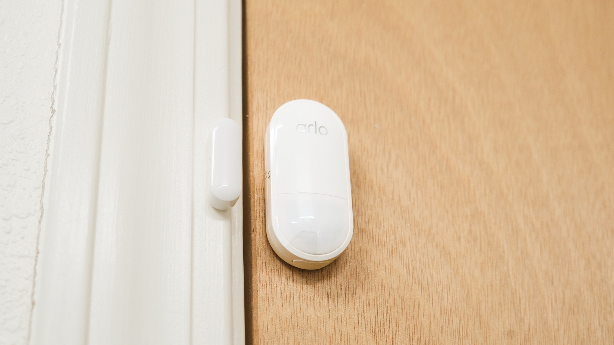 Arlo Smart Home Security Kit