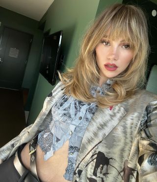 @sukiwaterhouse honey blonde hair