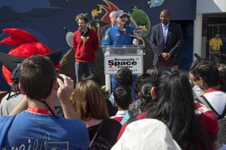Don Pettit Speaks at Angry Birds Space Encounter Exhibit Opening