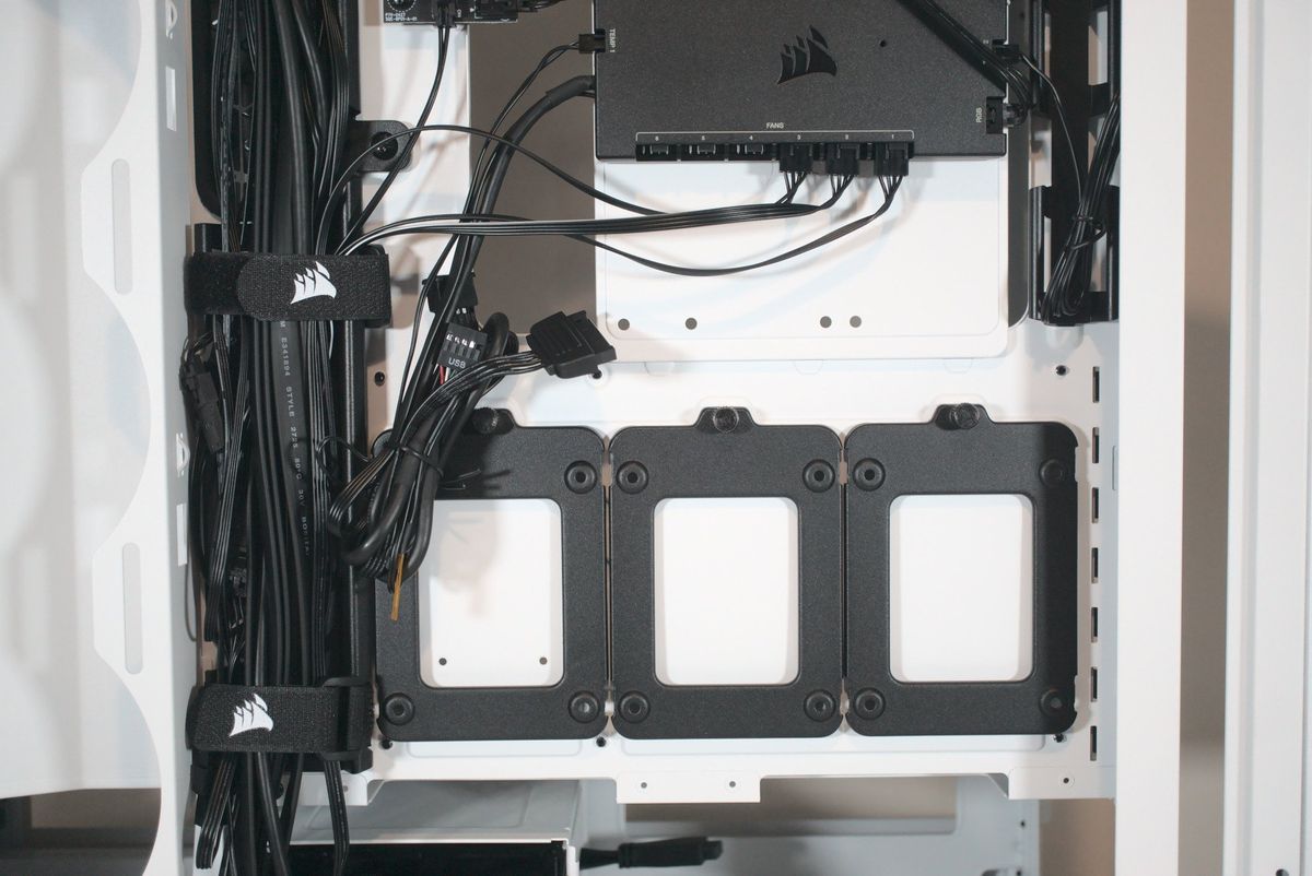 Corsair iCUE 5000T RGB