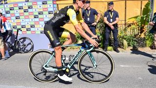 Primoz Roglic's (LottoNL-Jumbo) Bianchi Oltre XR4 with a custom finish