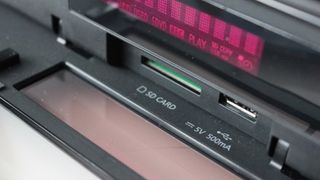 Panasonic DMP-UB900 review