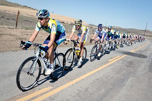 The peloton finally found some sun