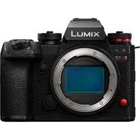 Panasonic  Lumix S1R II (body)