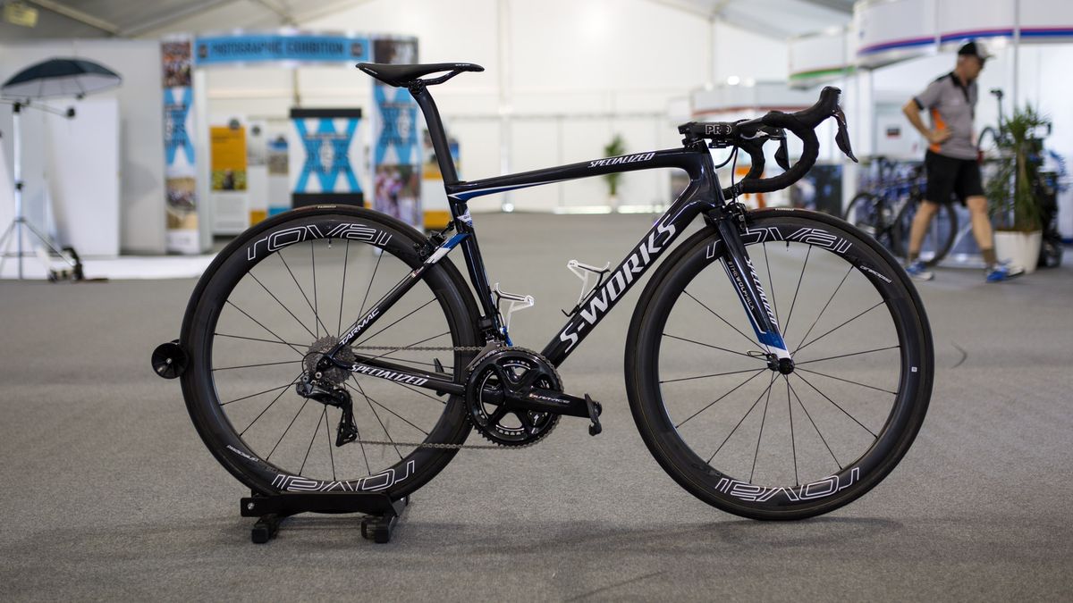 Quick-Step Floors' Specialized Tarmac SL6 with Shimano Dura-Ace R9150 and Roval CLX 50 wheels