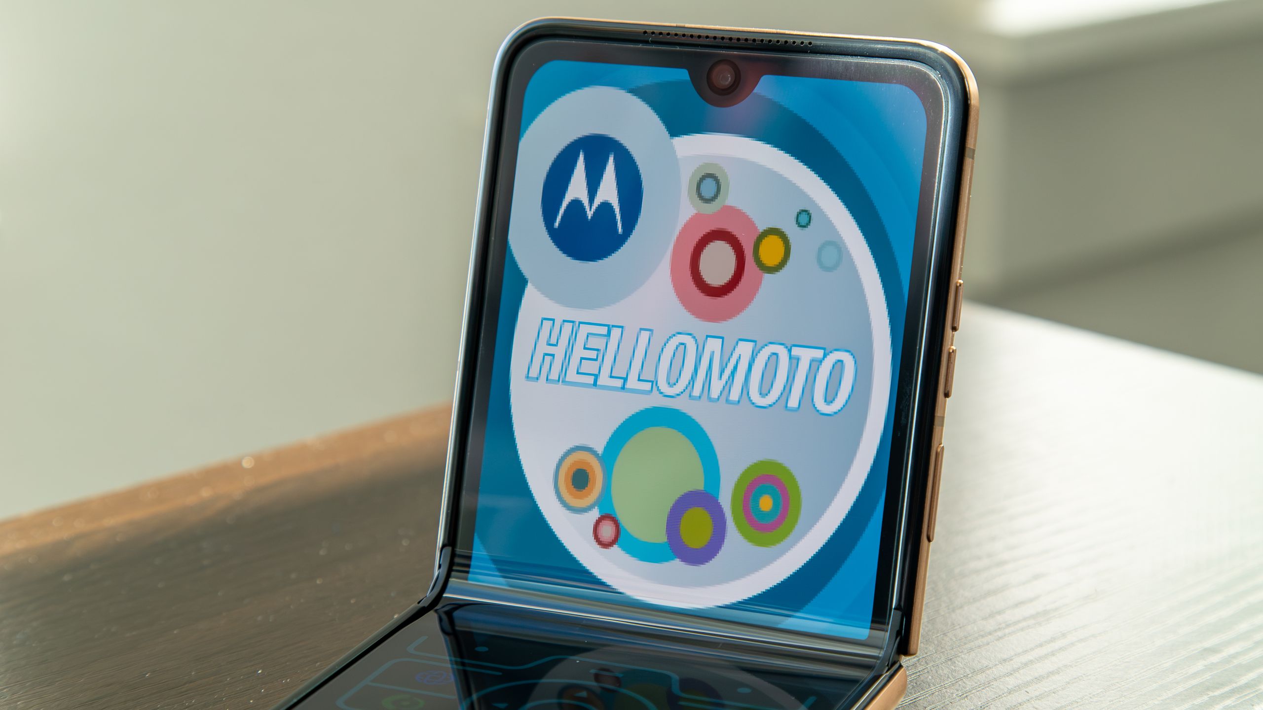 This hidden Motorola Razr feature is like a time machine that takes you back to a simpler time