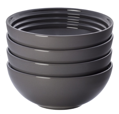 Le Creuset soup bowl set.