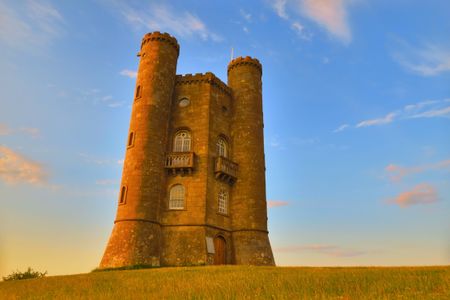 The Broadway Tower was conceived and realised by landscape designer Capability Brown and architect James Wyatt. For Tolkien, the Tower gave rise to the setting of Amon Hen in The Fellowship of the Ring. Credit: Charlieyorke1/Getty Images