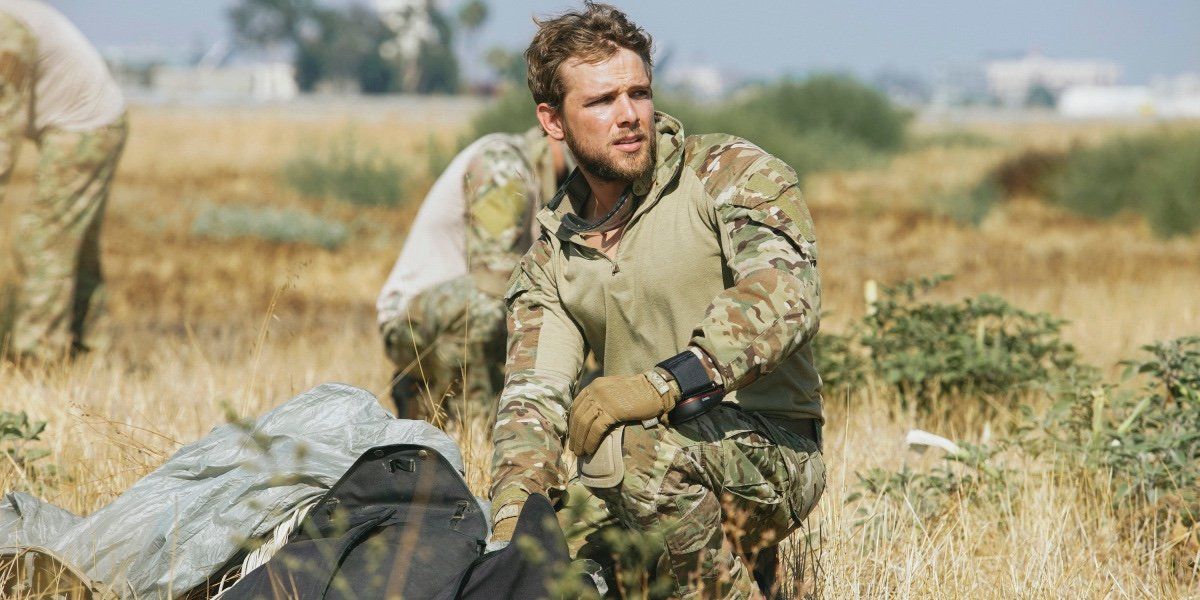 What Makes SEAL Team's Emotional Scenes More Effective, According To Star Max Thieriot | Cinemablend