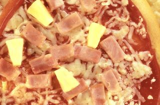 Tesco Trattoria Verdi Ham And Pineapple Pizza: 9/10