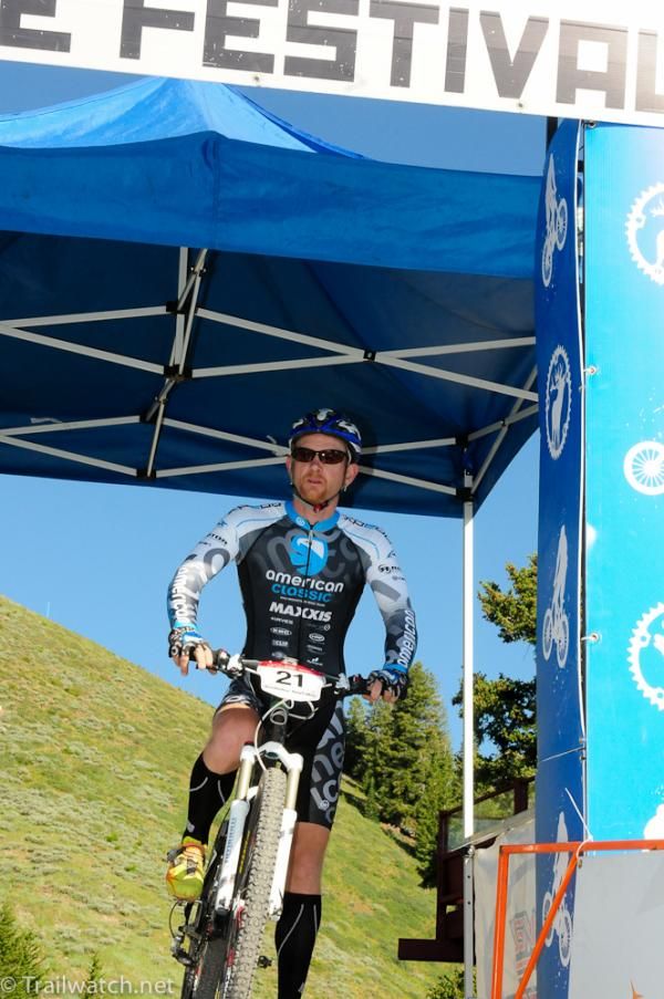 Robert Marion (American Classic) in the start house