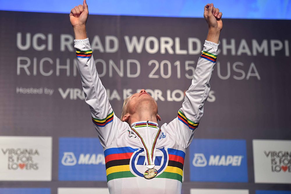 Mads Wurtz Schmidt (Denmark) victory salute after winning the U23 time trial world title in Richmond