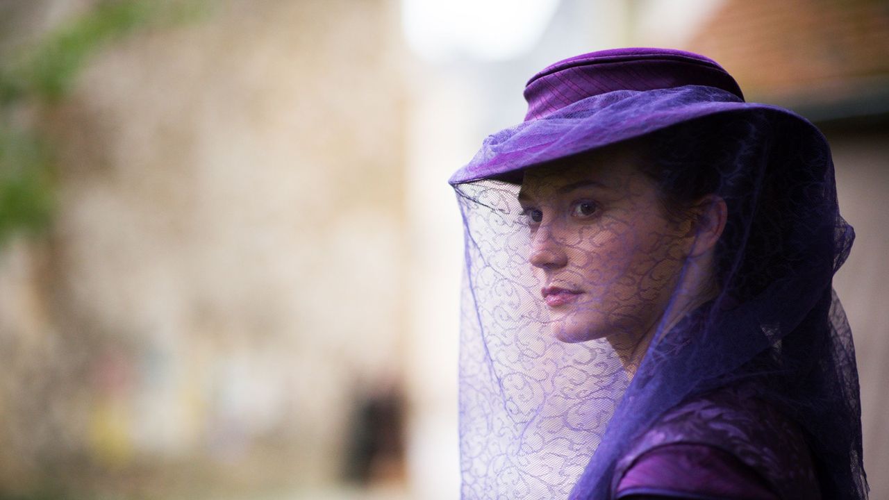 Madame Bovary Film 2015 Behind the Scenes Photos & Pics - Sophie ...