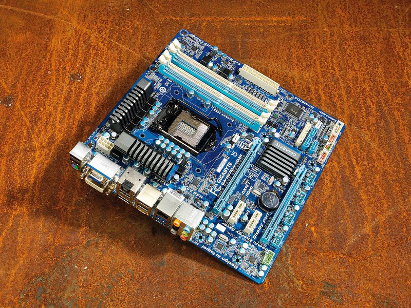 GIGABYTE H67MA-UD2H-B3 Intel H67チップセット搭載 マザーボード 【LGA1155】 Refurbished: GIGABYTE GA-H67MA-UD2H-B3(rev.1.1) LGA 1155 Intel H67