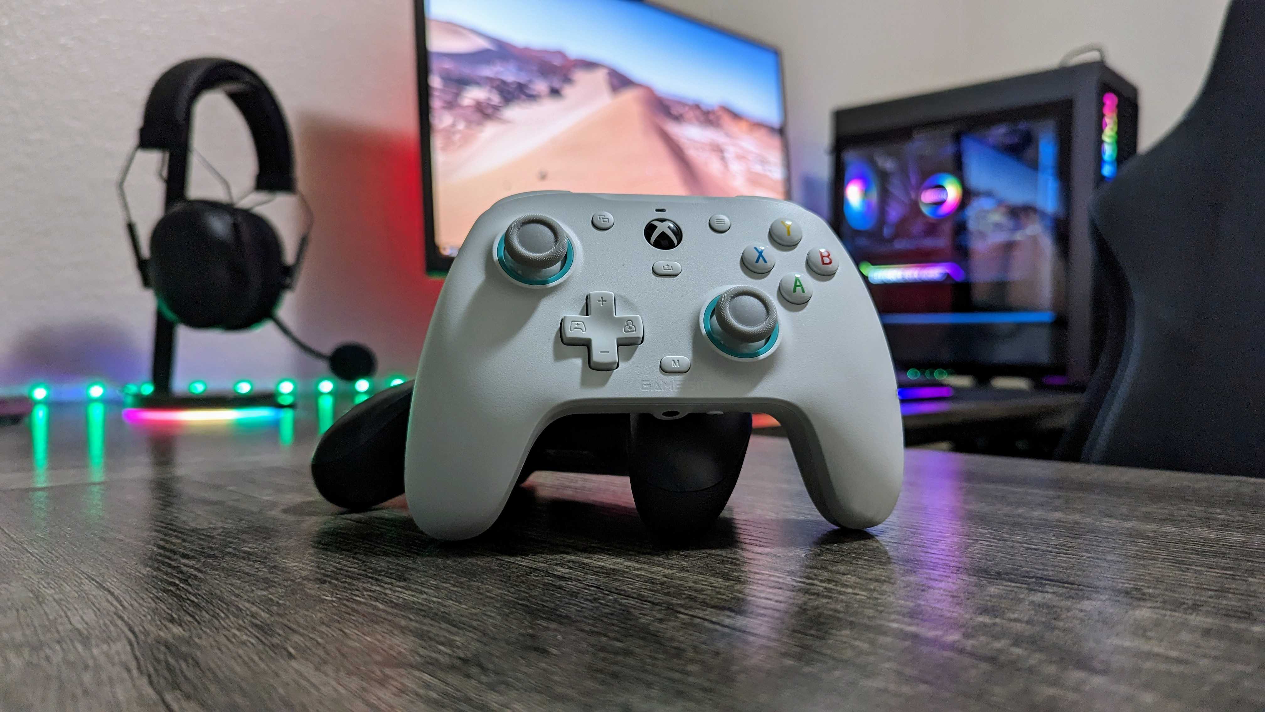 This new G7 SE Wired Xbox controller from GameSir features impressive Hall  Effect sticks