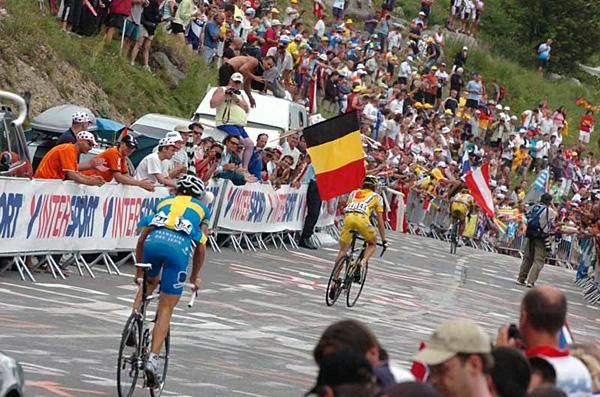 Thomas L&ouml;vkvist (FDJ) follows Jose Angel Gomez