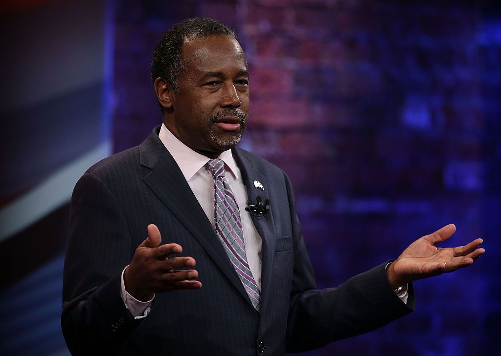 Republican presidential candidate and retired neurosurgeon Ben Carson