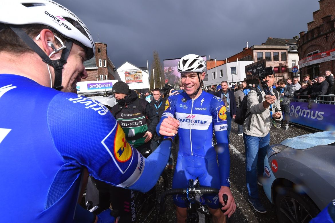 Fabio Jakobsen (Quick-Step) celebrates his win
