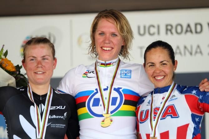 Linda Villumsen (New Zealand), third, bronze medal. World Champion, Ellen van Dijk (Netherlands), gold medal, Carmen Small (United States) was third, bronze medal
