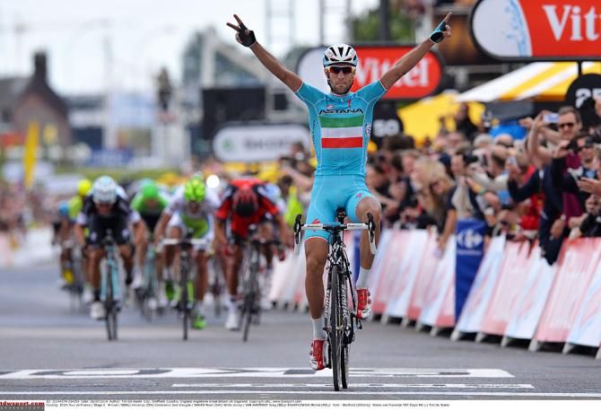 Vincenzo Nibali wins stage 2 of the Tour de France