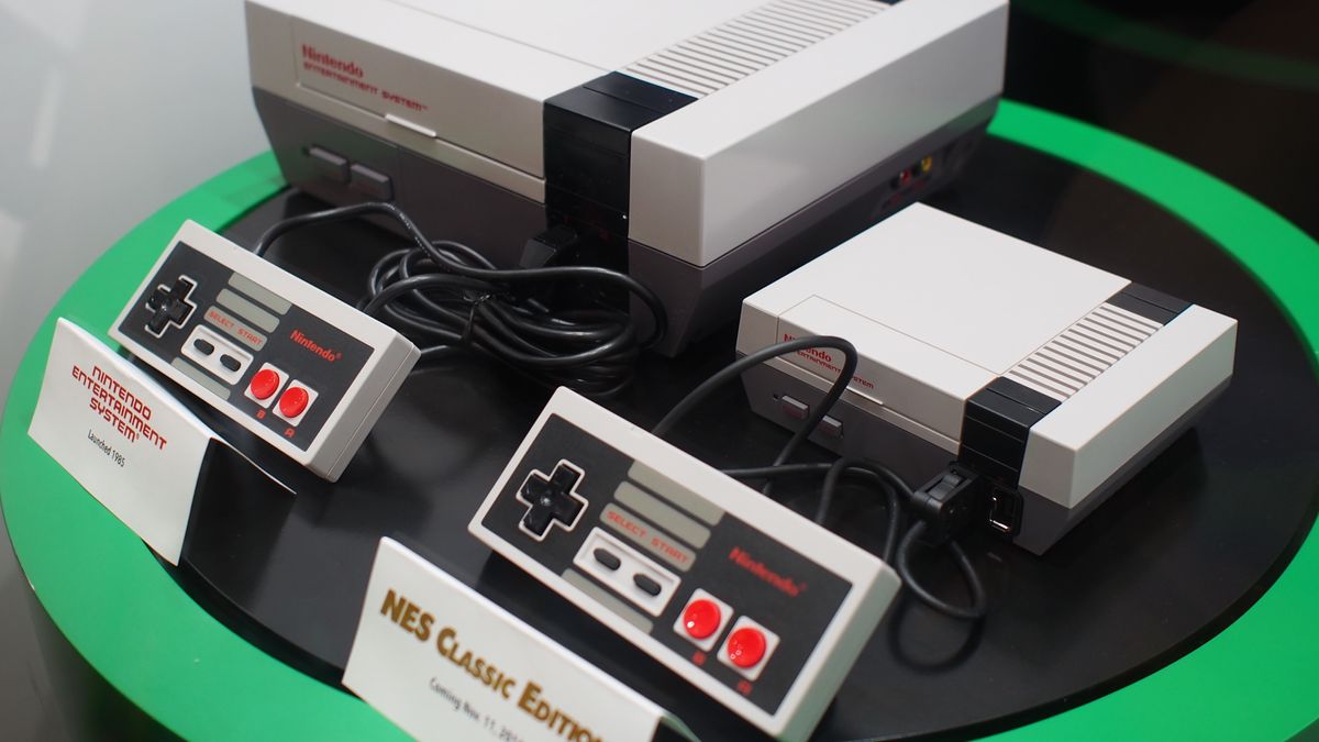 Here s what the mini Nintendo NES Classic Edition looks like in the 