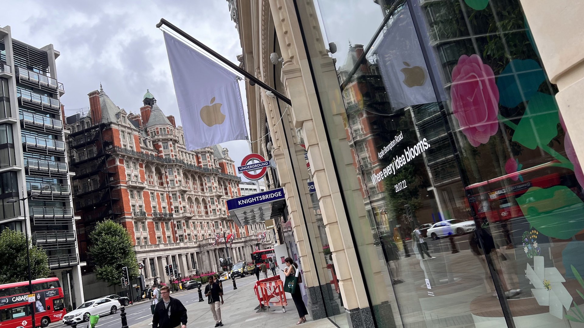 Inside the Apple Store in Knightsbridge, London