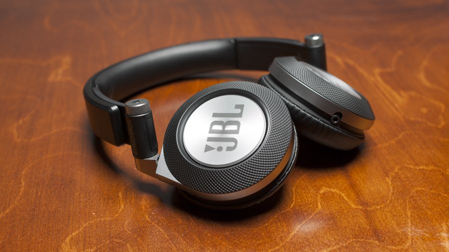JBL Synchros E40BT review | TechRadar
