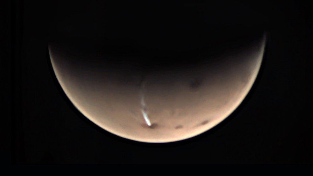 A Mars Express image of Arsia Mons on Mars and its strange long cloud, taken on July 19, 2020.