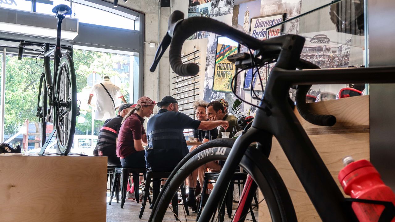 Rapha Canyon bike hire