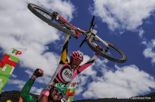 A triumphant pair of finishers