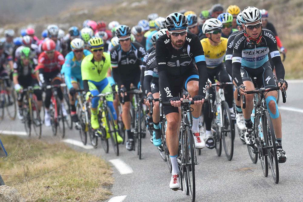 Bradley Wiggins in the pack.