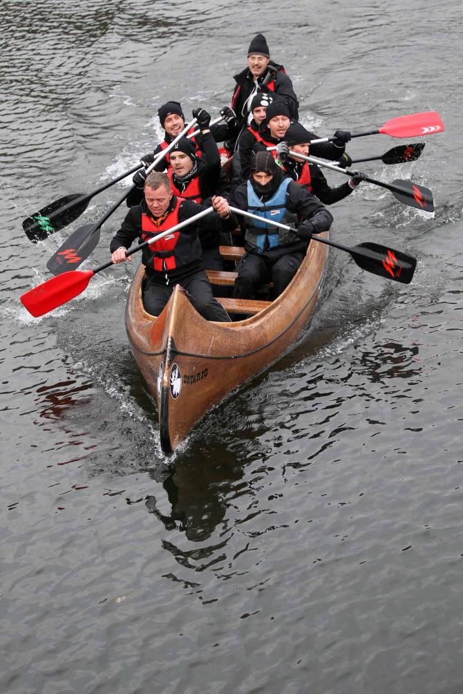 RadioShack-Nissan beat on, boats against the current...