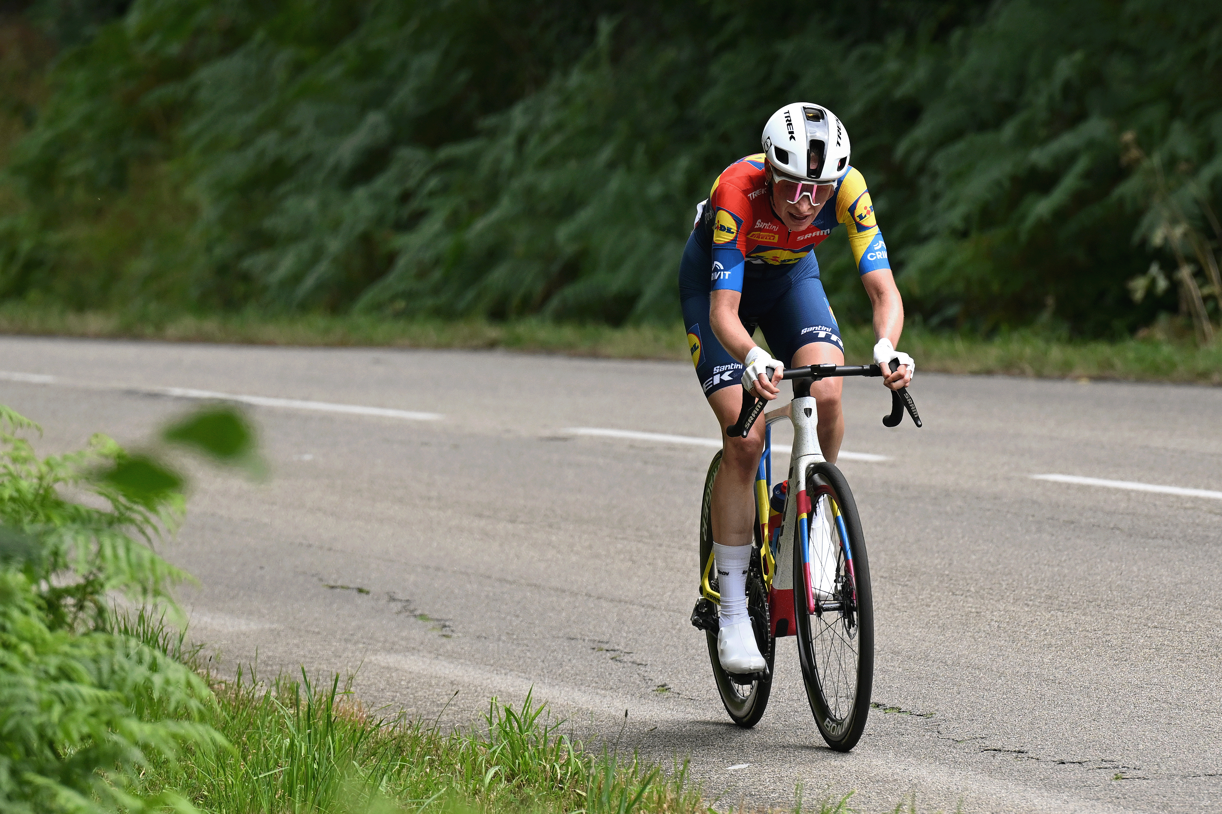 QUIMPER , FRANCE - JULY 27: Riejanne Markus of Netherlands and Team Lidl - Trek competes in the chase group during the 4th Tour de France Femmes 2025, Stage 2 a 110.4km stage from Brest to Quimper / #UCIWWT / on July 27, 2025 in Quimper, France. (Photo by Szymon Gruchalski/Getty Images)